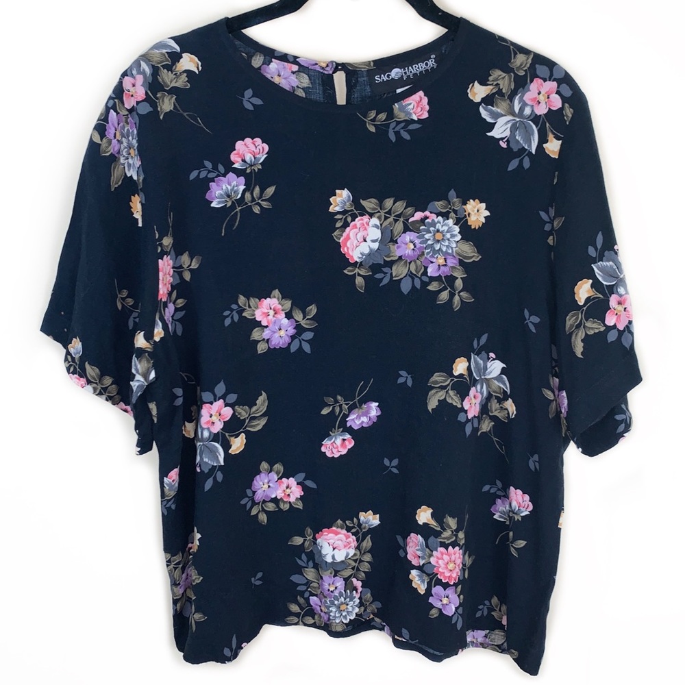 Sag Harbor black/floral keyhole top